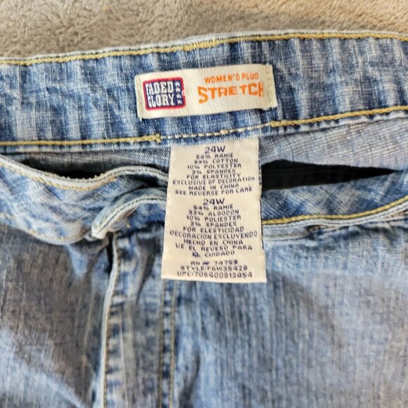 Faded Glory Womens Shorts 24W Plus Medium Blue Denim Wash Zip Fly SHO13E - Picture 7 of 7